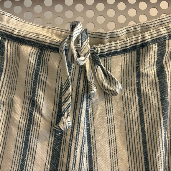 Chaser Set Linen Tank Top with Drawstring Pants Size Medium Blue/White. NWT - Picture 11 of 12